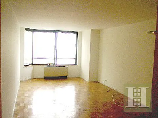 Rented by Halstead Real Estate | media 20