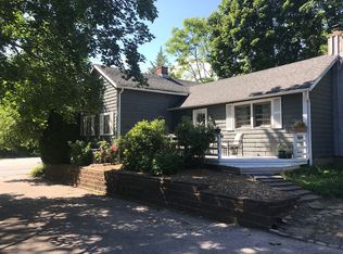 1294 Tower Hill Rd, North Kingstown, RI 02852