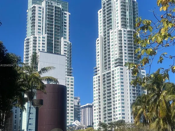 253 NE 2nd St, Miami, FL