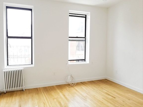 5th image of 75 Thompson St APT 12