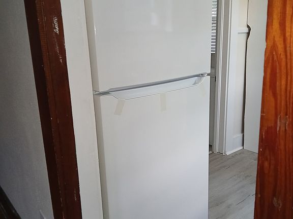 New refrigerator in unit