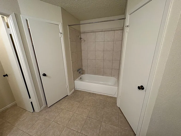 3800 Tattershall Ln — Photo 16