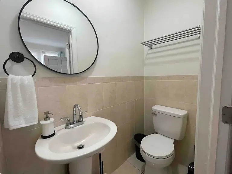 3915 Winchester Ave — Photo 20