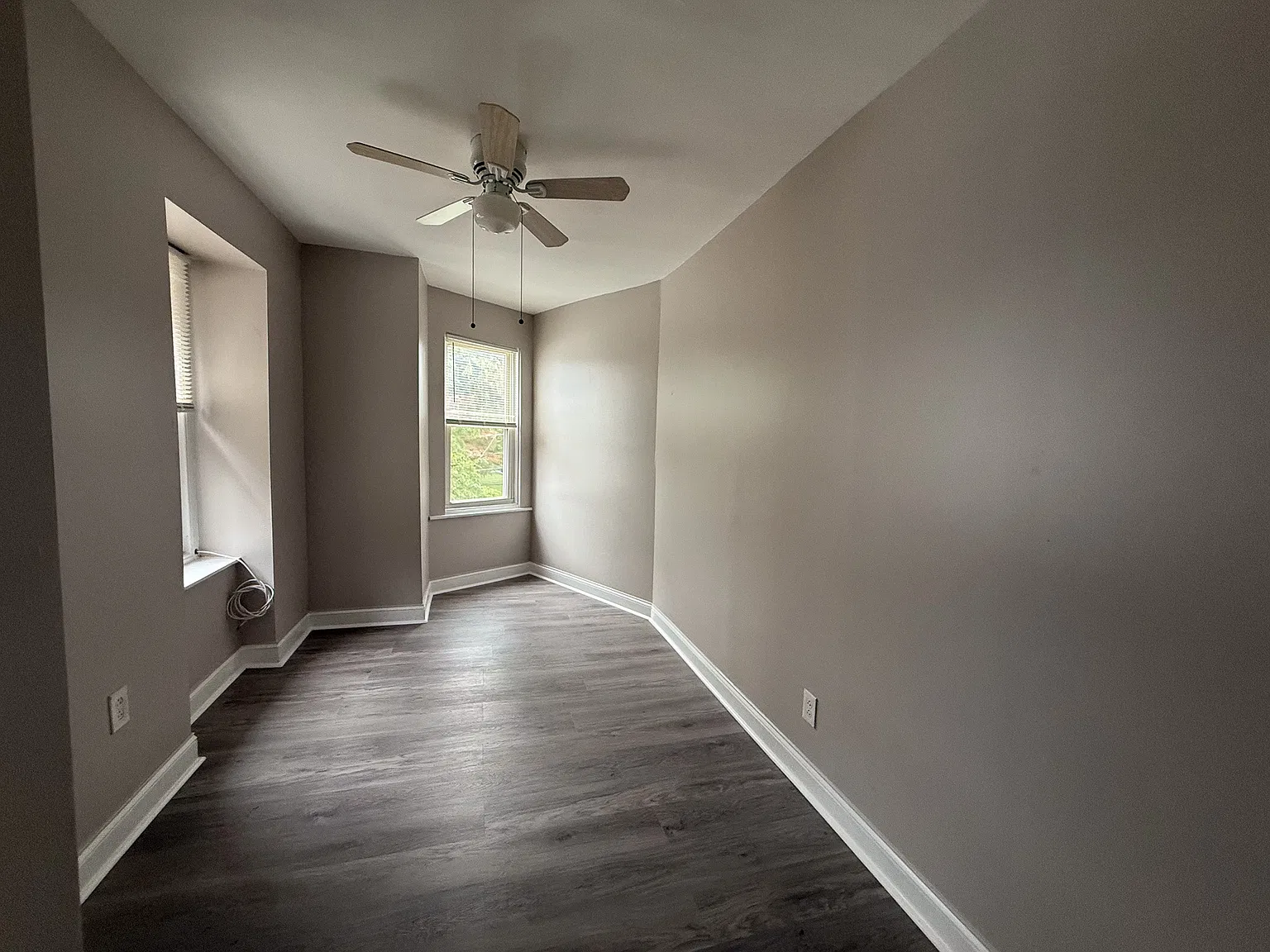 4040 Spruce St — Photo 4