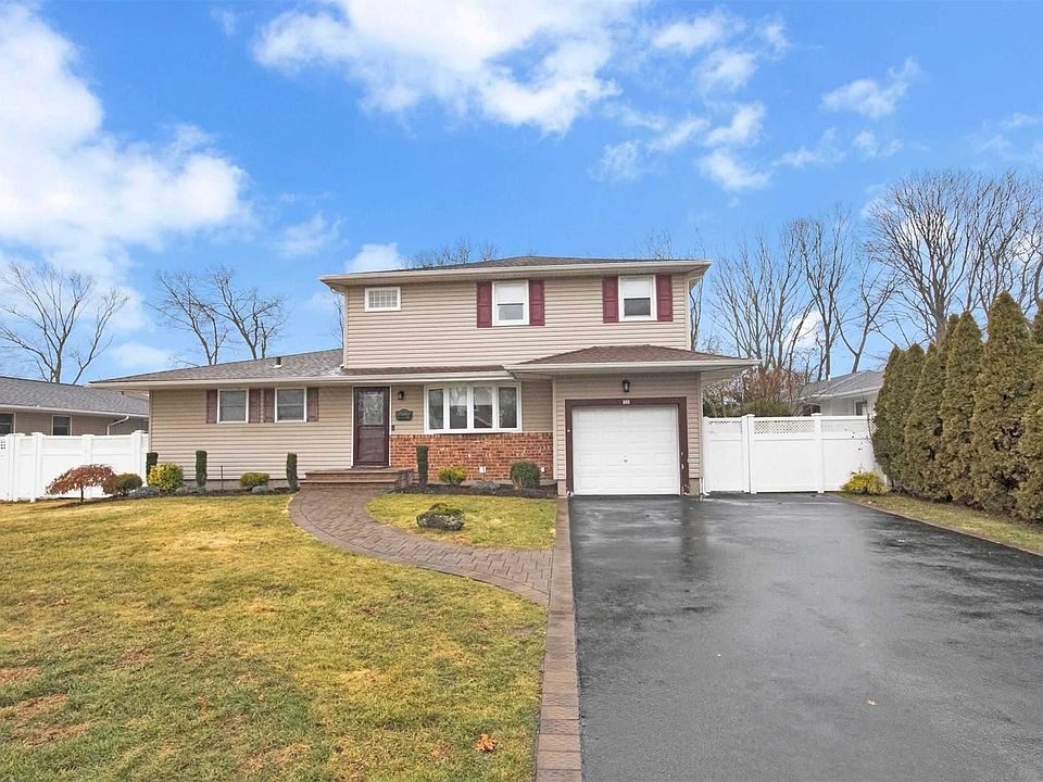 1st image of 36 Simmons Dr