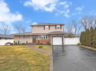 36 Simmons Dr, East Islip, NY 11730