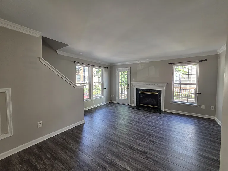 4389 Sutler Hill Sq — Photo 9