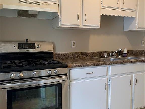 4th image of 5511 Oakwood Ave