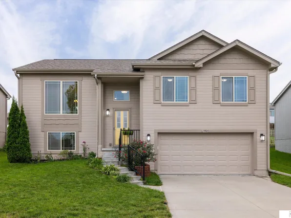 13923 Weber St, Omaha, NE 68142