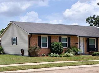 465 Grovewood Dr, Gretna, LA 70056