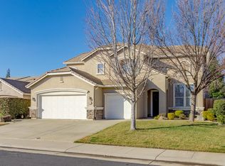 1497 Grovewood Ln, Roseville, CA 95747