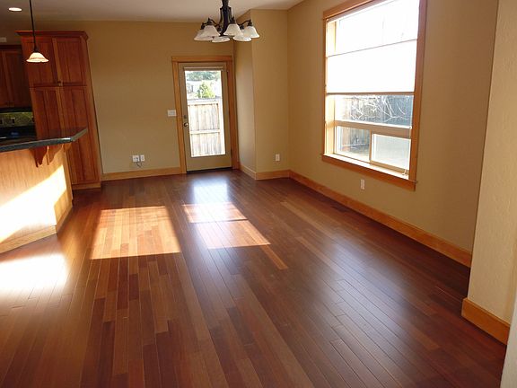 3rd image of 61136 Hilmer Creek Dr
