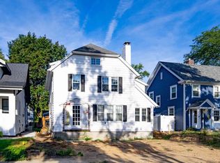 1105 Foster St, South Bend, IN 46617