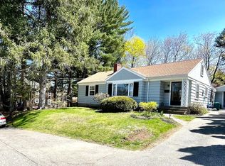 28 Sunset Rd, Portsmouth, NH 03801