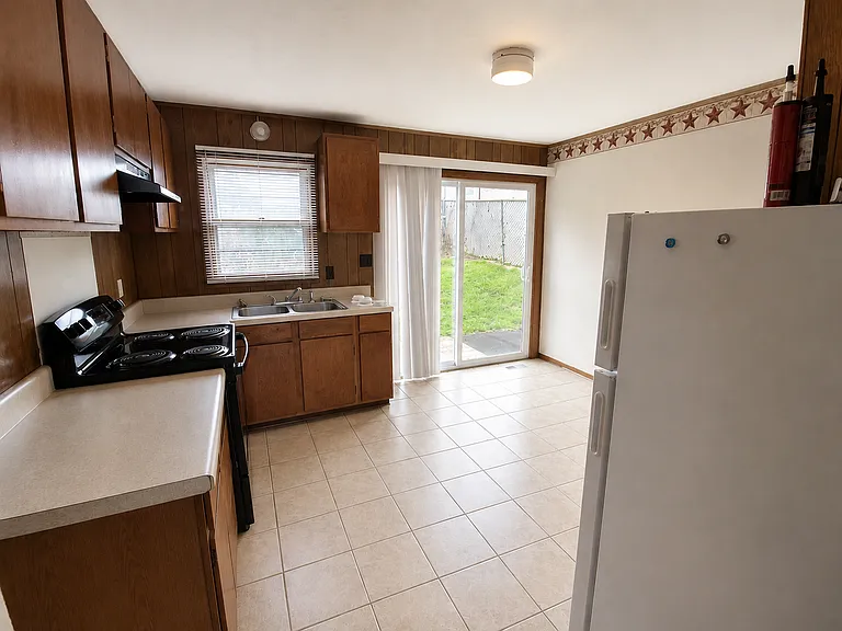 168 Franklin Dr — Photo 7