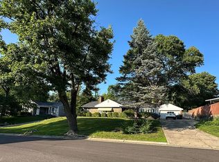 105 Forest Glen Dr, Middletown, OH 45042