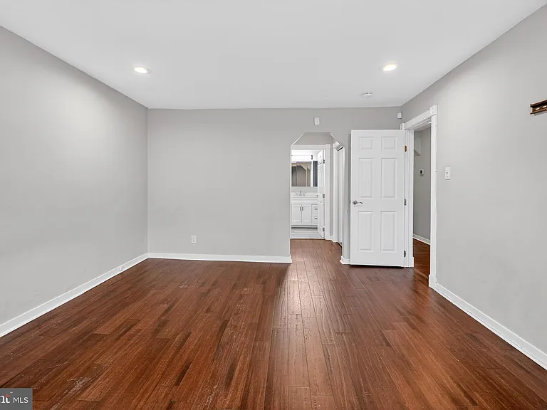 134 Centura — Photo 19