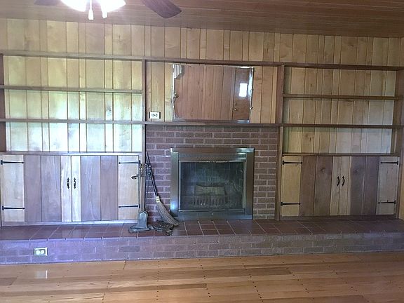 3rd image of 1501 Overlook Dr