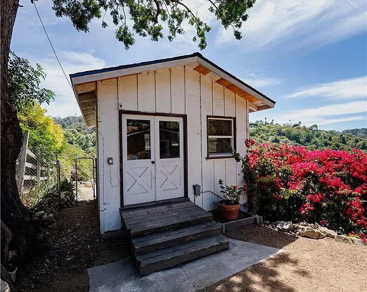 12 Martingale Dr — Photo 43