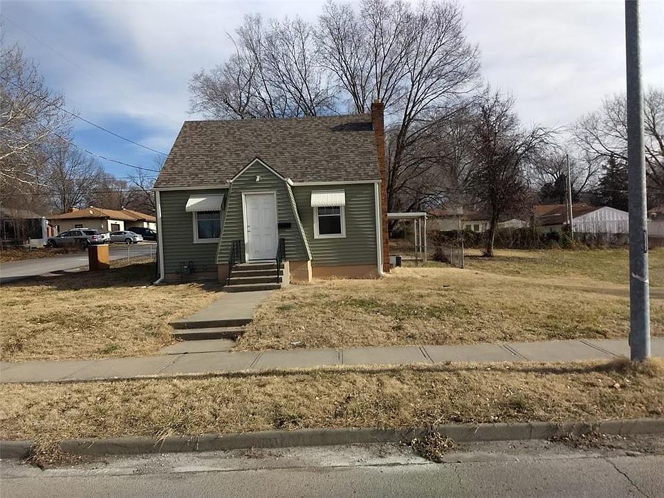 1st image of 2001 S Maywood Ave