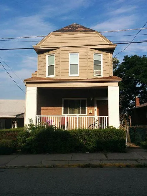 240 Augusta St photo 1