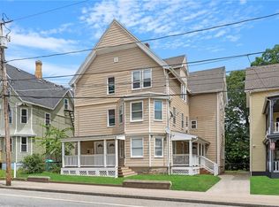 995 Social St, Woonsocket, RI 02895