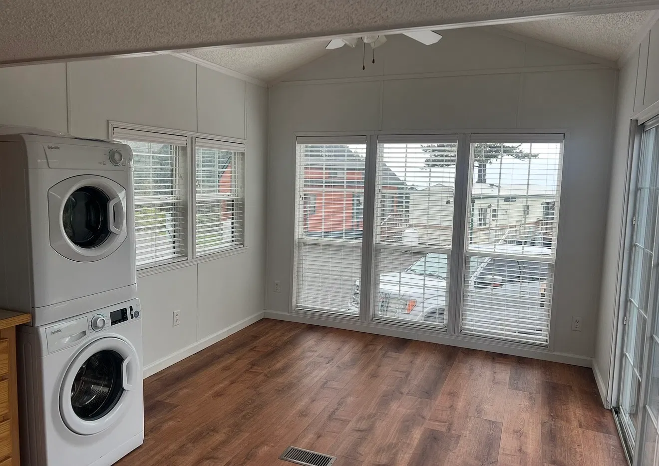 1 bed, $1,550 — Photo 1