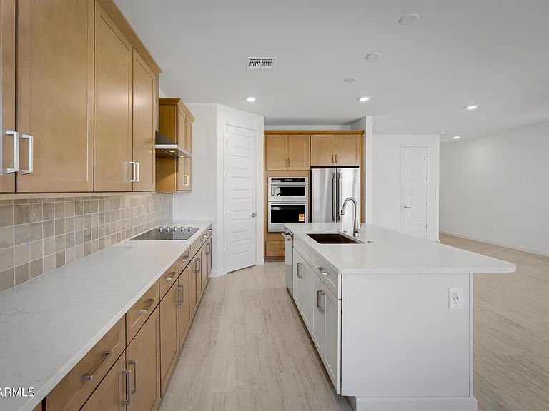 9817 S 12th St — Photo 14
