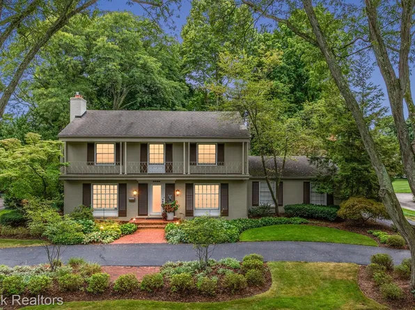 2535 Covington Pl, Bloomfield Hills, MI 48301