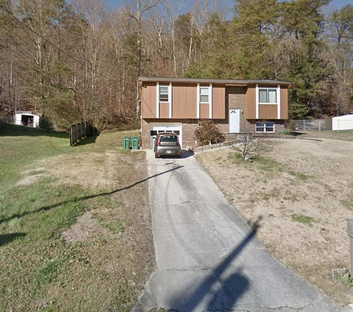 4 bed, 2.5 bath, 1544 sqft, $2,487 — Photo 2