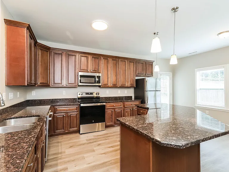 1524 Black Swan Ct — Photo 10