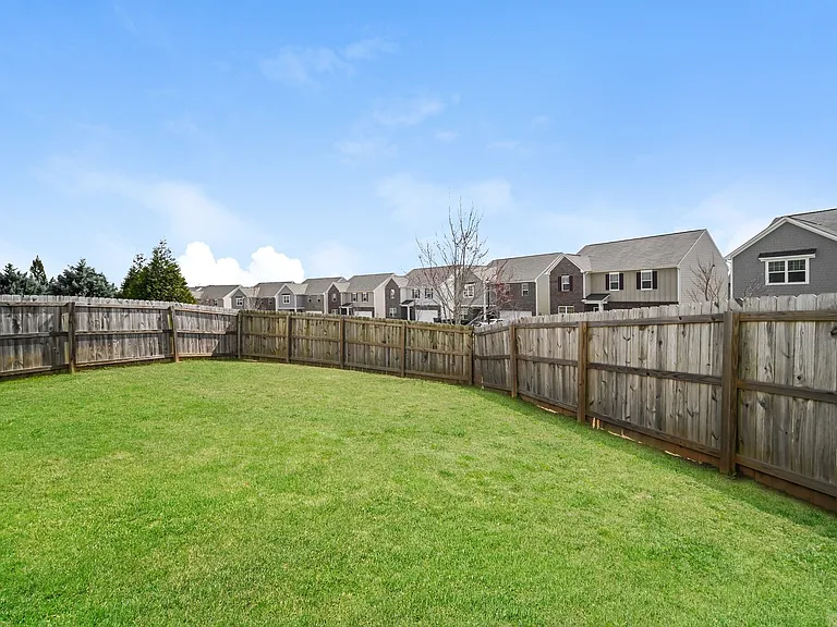 Liberty Grove — Photo 20