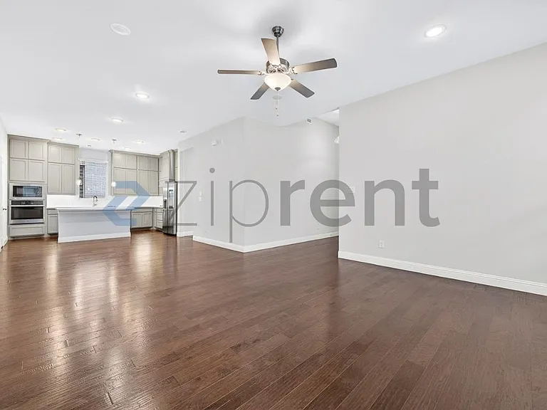 8451 Bronzegate Trl — Photo 10