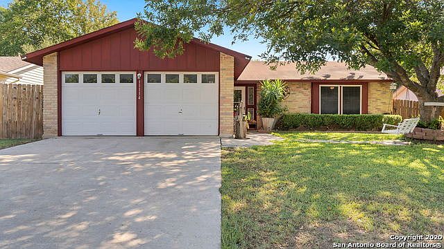 1st image of 11114 Hunter Oaks St