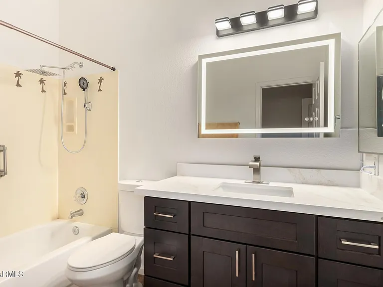 1625 E Montoya Ln — Photo 29