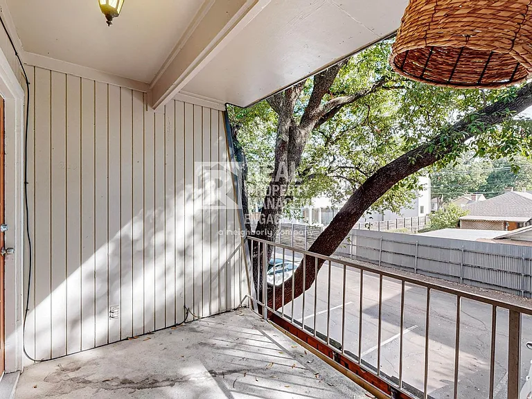 5220 Fleetwood Oaks Ave #210 — Photo 33