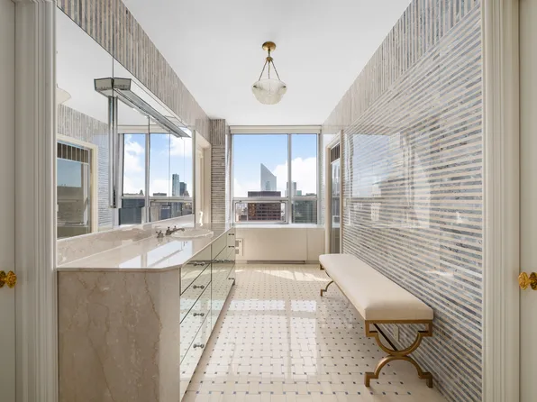 15 West 53rd Street image 21 of 26