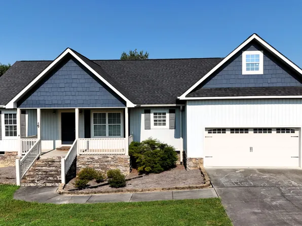 132 Hurds Ptwy, Calhoun, GA 30701