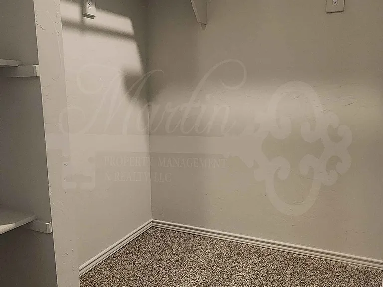 1410 Ellie Ct — Photo 12