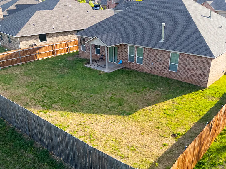 2801 Sunflower Dr — Photo 10
