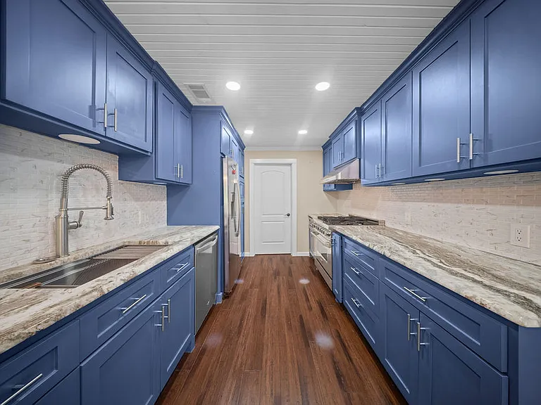 203 Farmer Dr — Photo 17