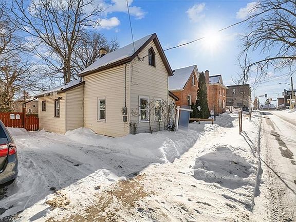 4th image of 8 Tasker St