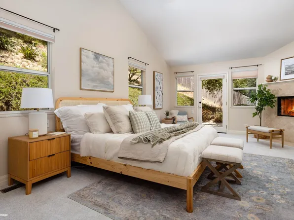 1352 Manitou Rd, Santa Barbara, CA 93101