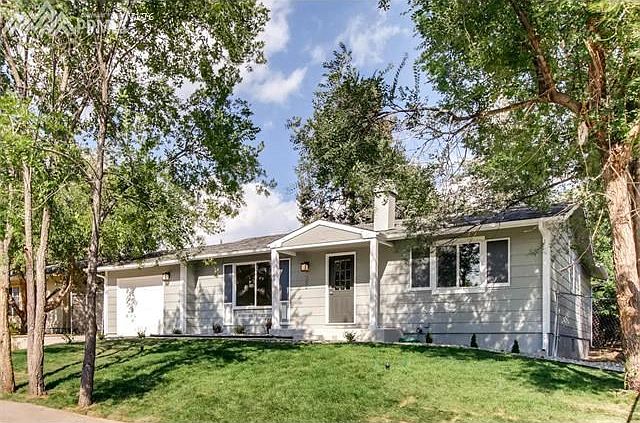 1st image of 305 Kenady Cir