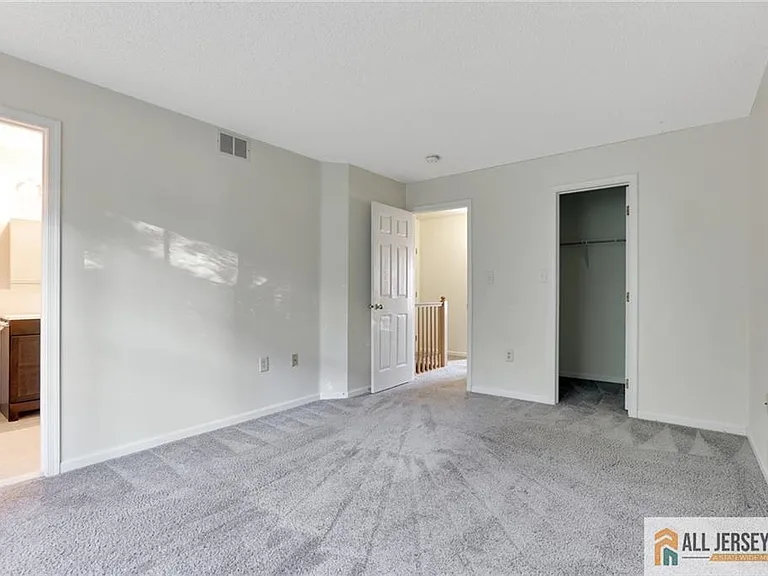 140 S Barrow Pl — Photo 20