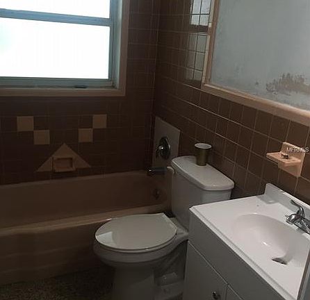 4th image of 6721 Nina Rosa Dr