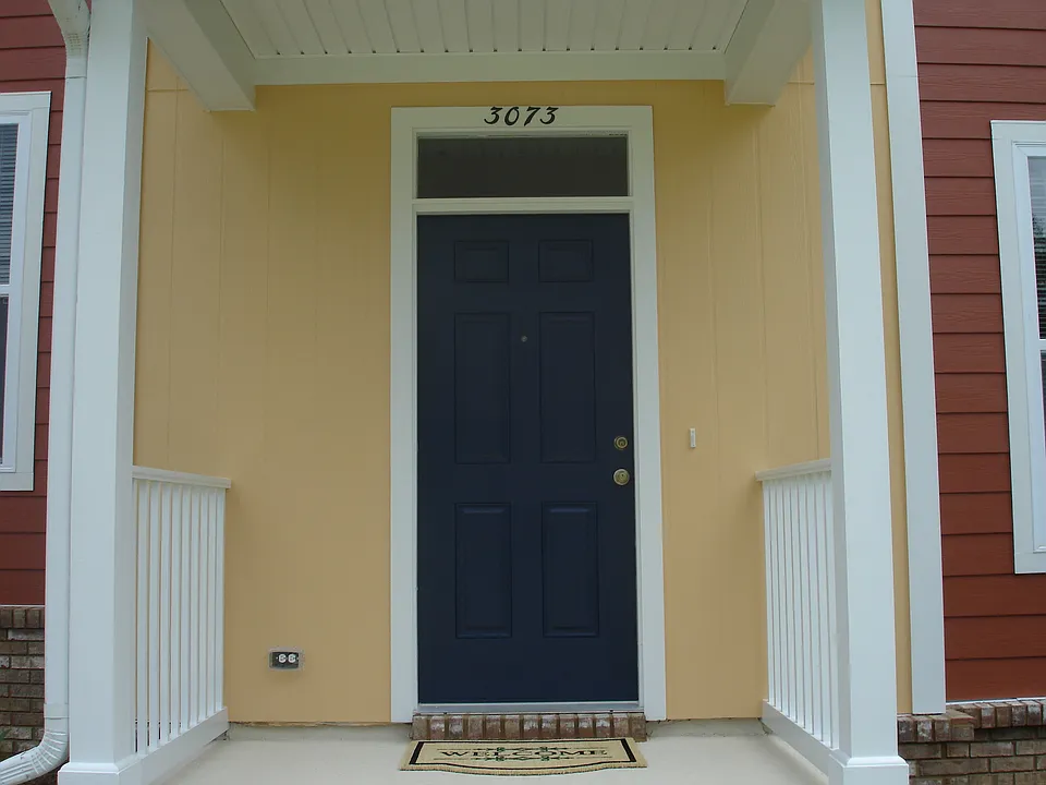 3073 Merchants Row Blvd