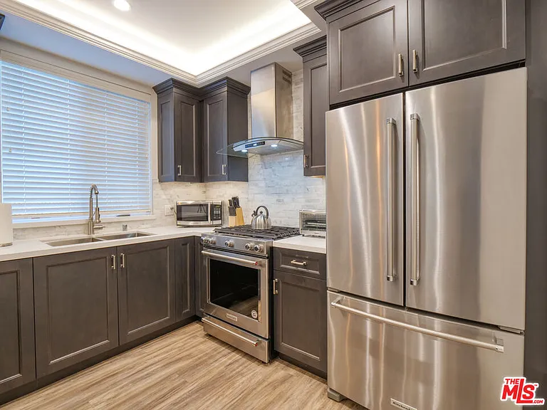 8700 Chalmers Dr #Penthouse 401 — Photo 18