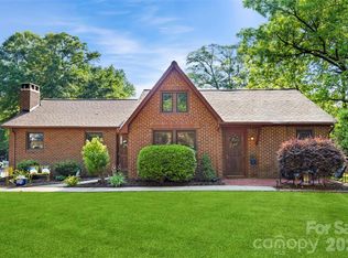 1206 S Point Rd, Belmont, NC 28012