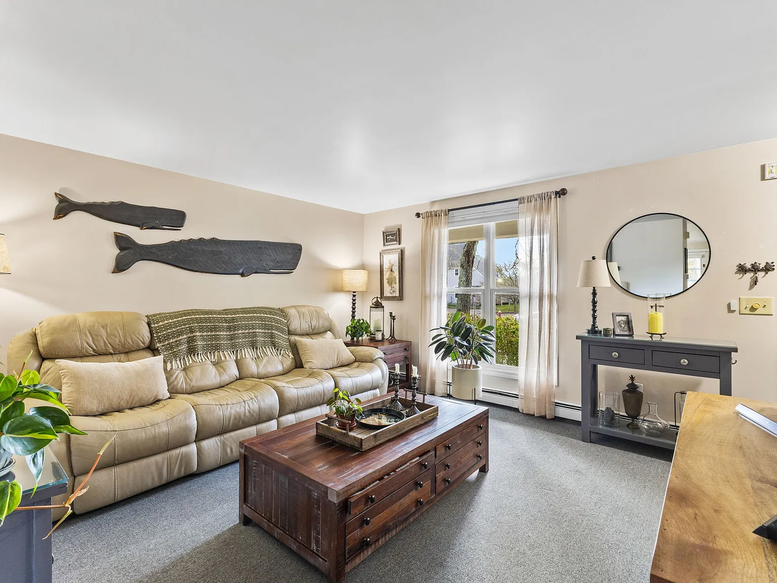 2 bed, 1.5 bath, 1100 sqft, $2,625 — Photo 2
